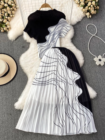 Fashion suit for women Korean style short-sleeved stand-up collar slim-fitting top two-piece set Hepburn style high-waisted pleated skirt summer