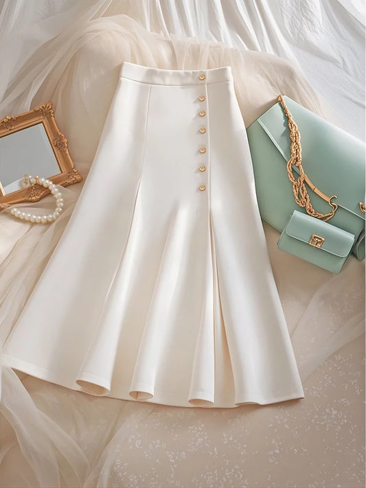 High-end pear-shaped figure, super good-looking temperament, slim white skirt for women 2024 new early autumn