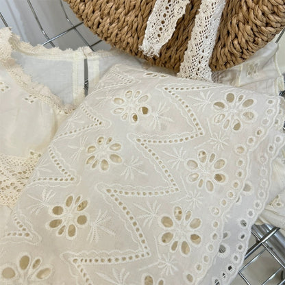 "Moonlight Tea" Dongdaemun Heavy Industries embroidered hollow shirt for women with unique design and small flying sleeves top
