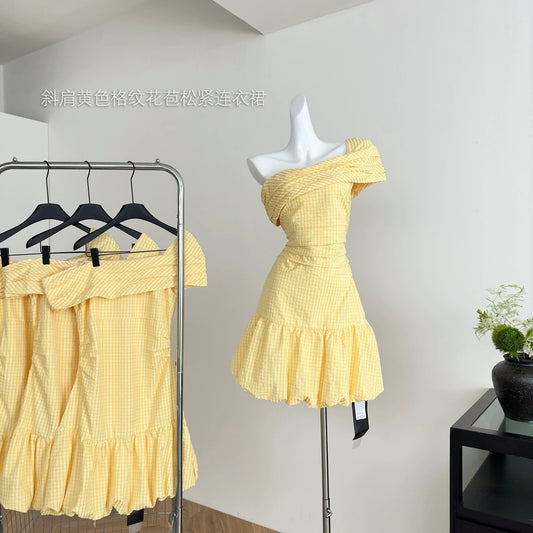 Youni homemade oblique shoulder yellow plaid three-dimensional flower bud texture A-line elastic waist dress