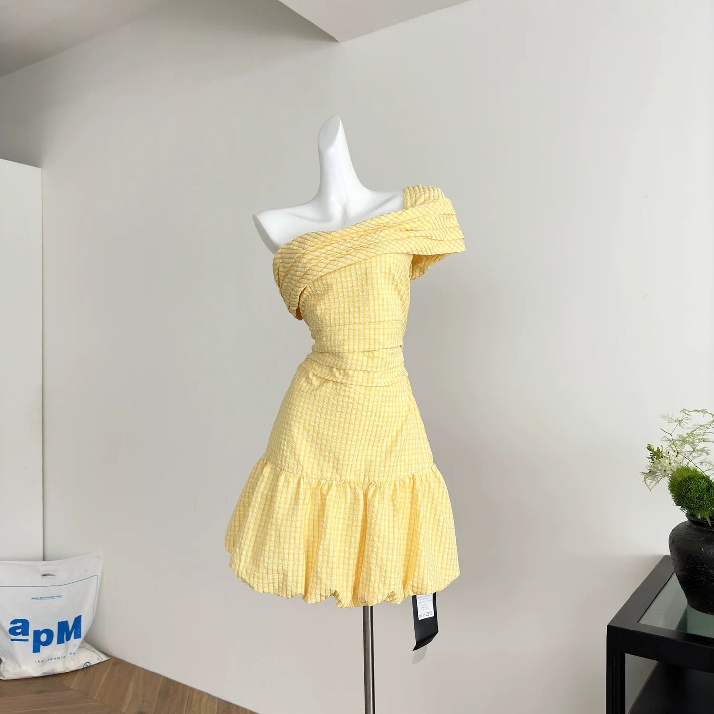 Youni homemade oblique shoulder yellow plaid three-dimensional flower bud texture A-line elastic waist dress