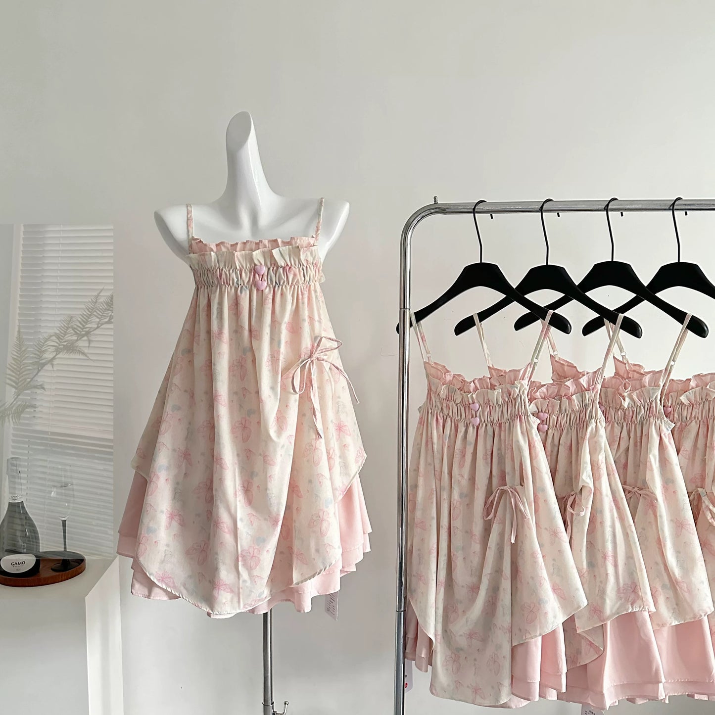Youni Butterfly Sugar Suspender Dress Spring Beautiful Floral Irregular 2025 New Women's Seaside Vacation
