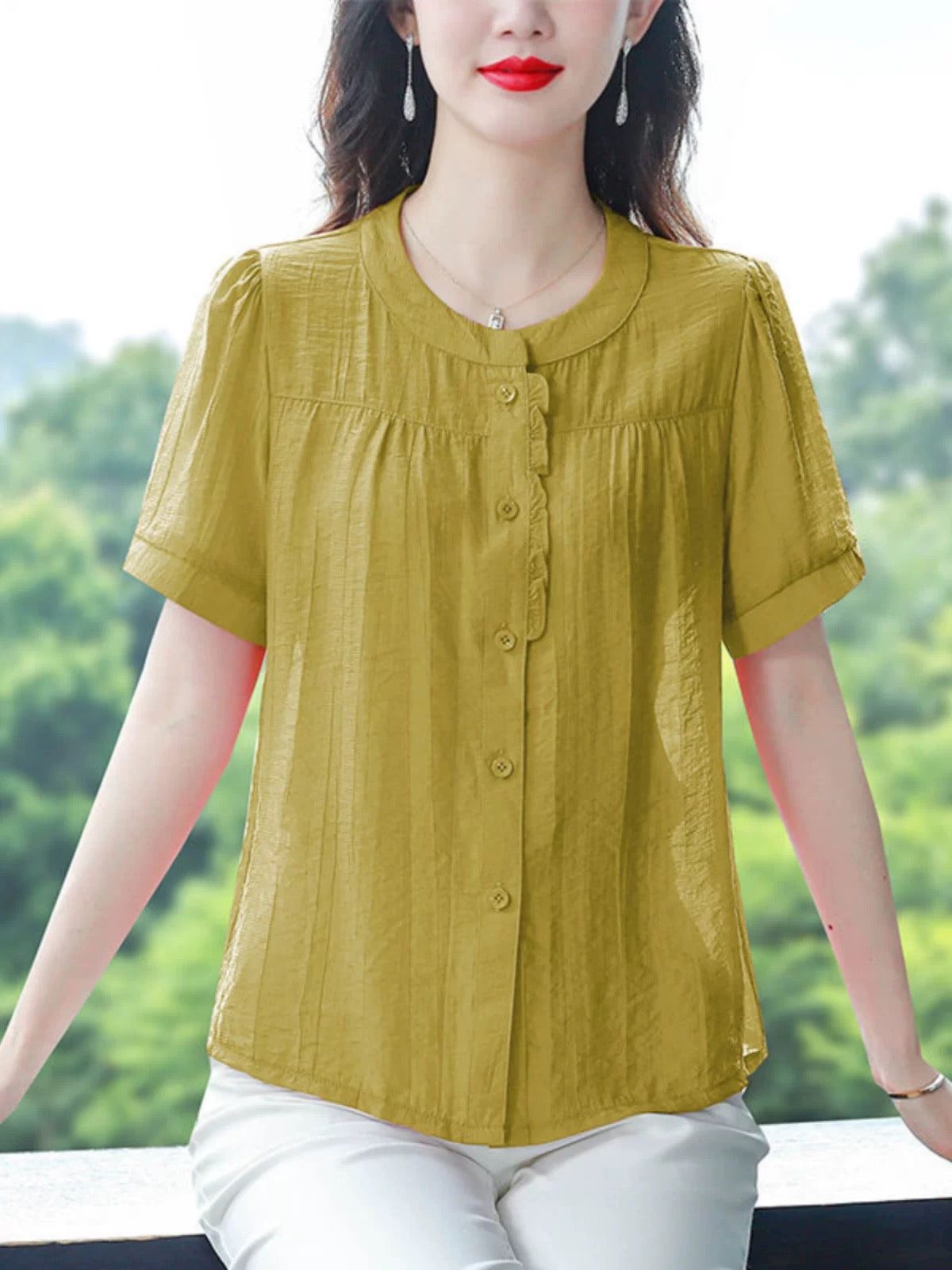 Cotton and linen shirts for women summer clothes 2024 new mom style loose slim short-sleeved tops small shirts plus size shirts