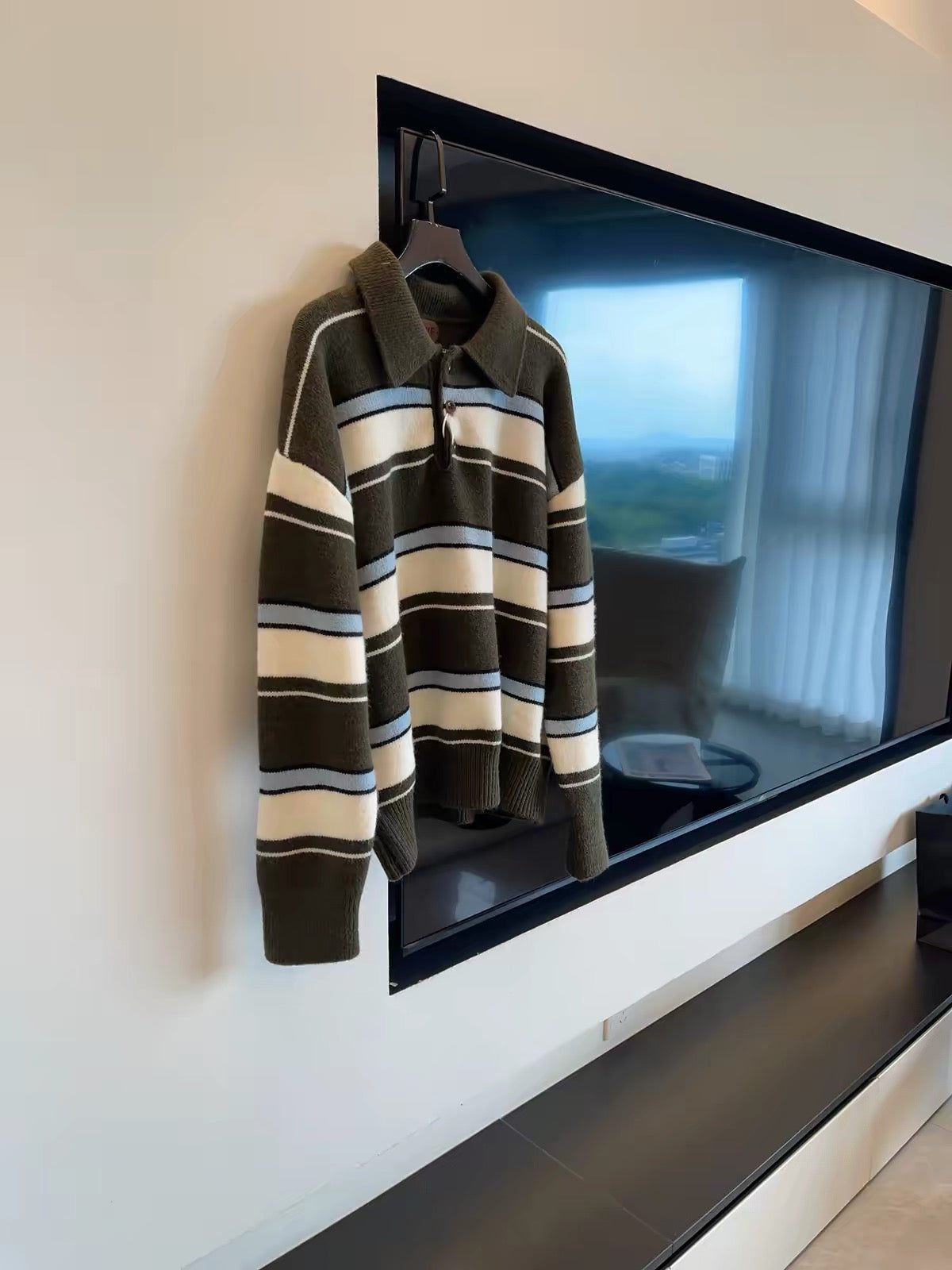 JULY START – Korean-style design: Retro, youthful striped long-sleeve knit sweater with a contrasting-color polo collar.