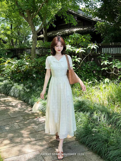 Lei Yingjun's "Forest Moonlight" French-style Hollowed-out Embroidered Dress for Women - Summer, Gentle, Slimming, and Suitable for Everyday Wear