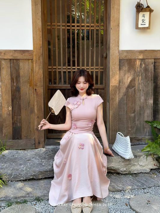 New Chinese style, elegant and handsome [Yun Ying Dai] women's set, slimming top with three-dimensional floral full skirt.