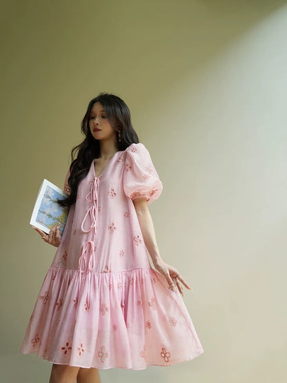 Aconiconi｜Xiahua French sweet dopamine age-reducing playful girlish heavy machine embroidery dress summer