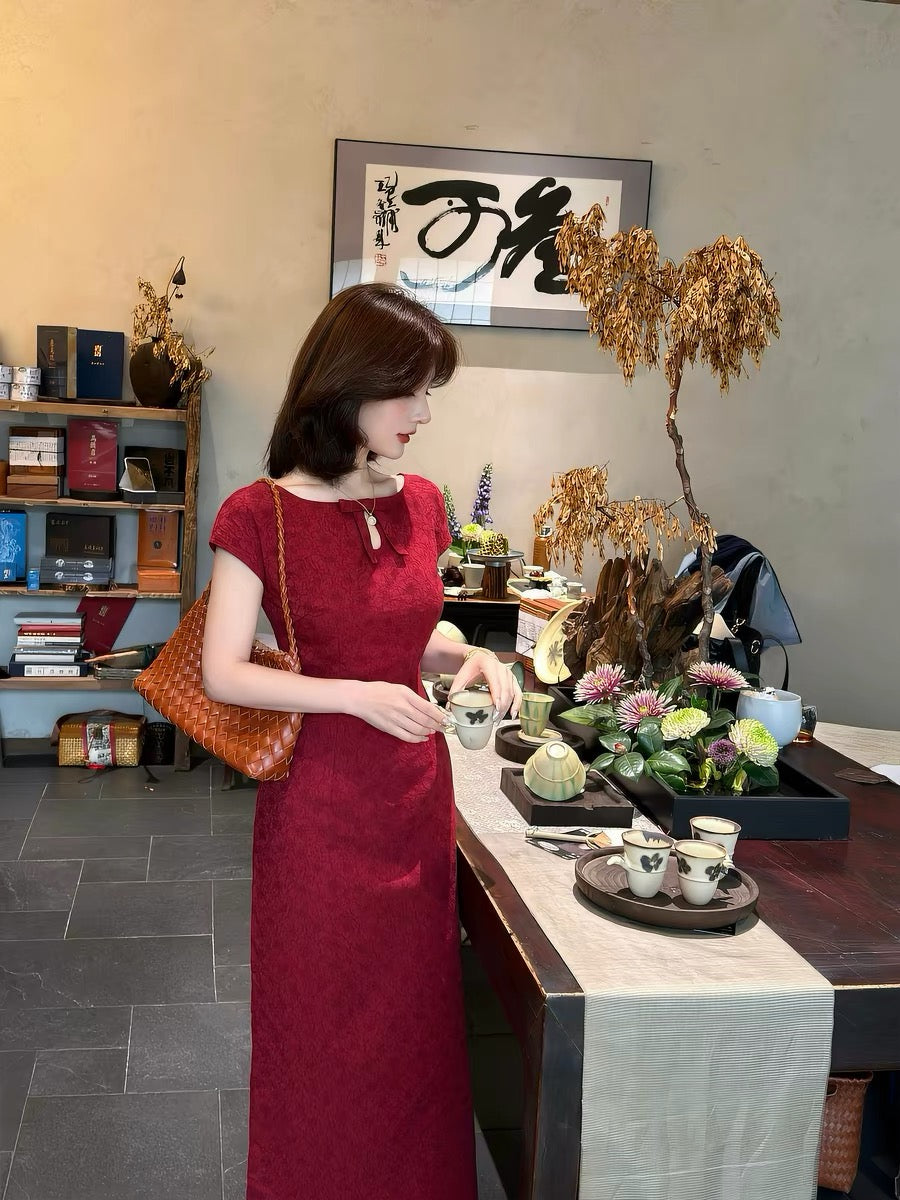 Lei Yingjun's "Vermilion Ode" Retro Jacquard Dress for Women, Summer, Square Neck, Slimming Waist, Long Wedding Toasting Dress