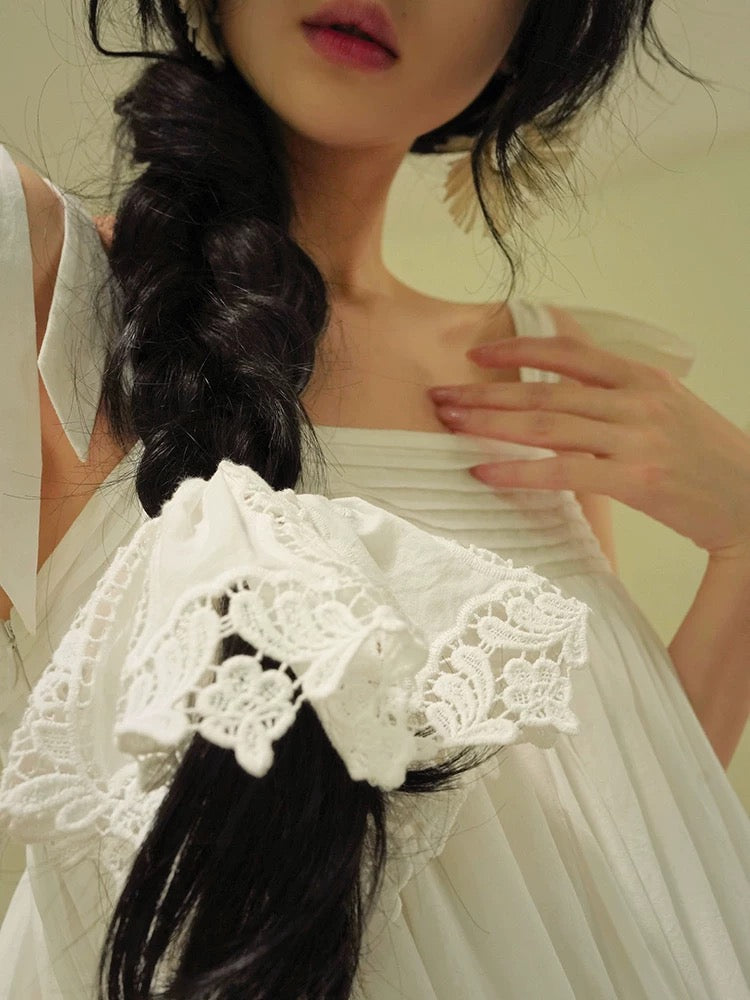 Aconiconi｜Camellia Rhythm French high-end hollow embroidery suspender holiday dress wide-leg pants set