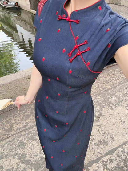 New Chinese style, elegant and handsome [Zhu Yan Ji], new retro cheongsam dress for women, summer embroidered stand collar waist-cinching long dress.