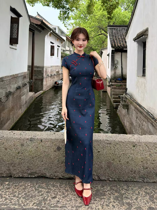 New Chinese style, elegant and handsome [Zhu Yan Ji], new retro cheongsam dress for women, summer embroidered stand collar waist-cinching long dress.