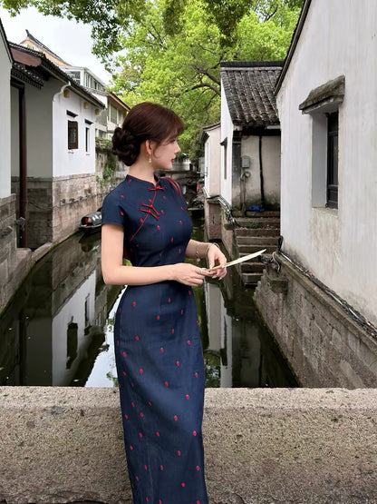 New Chinese style, elegant and handsome [Zhu Yan Ji], new retro cheongsam dress for women, summer embroidered stand collar waist-cinching long dress.