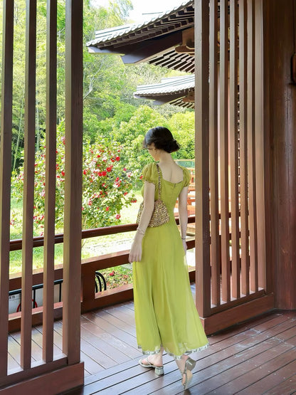 Lei Yingjun's "Cicada's Song in Midsummer" French Retro Style Dress for Women - Square Neck, Slim Waist, Sequined Elegant Long Dress