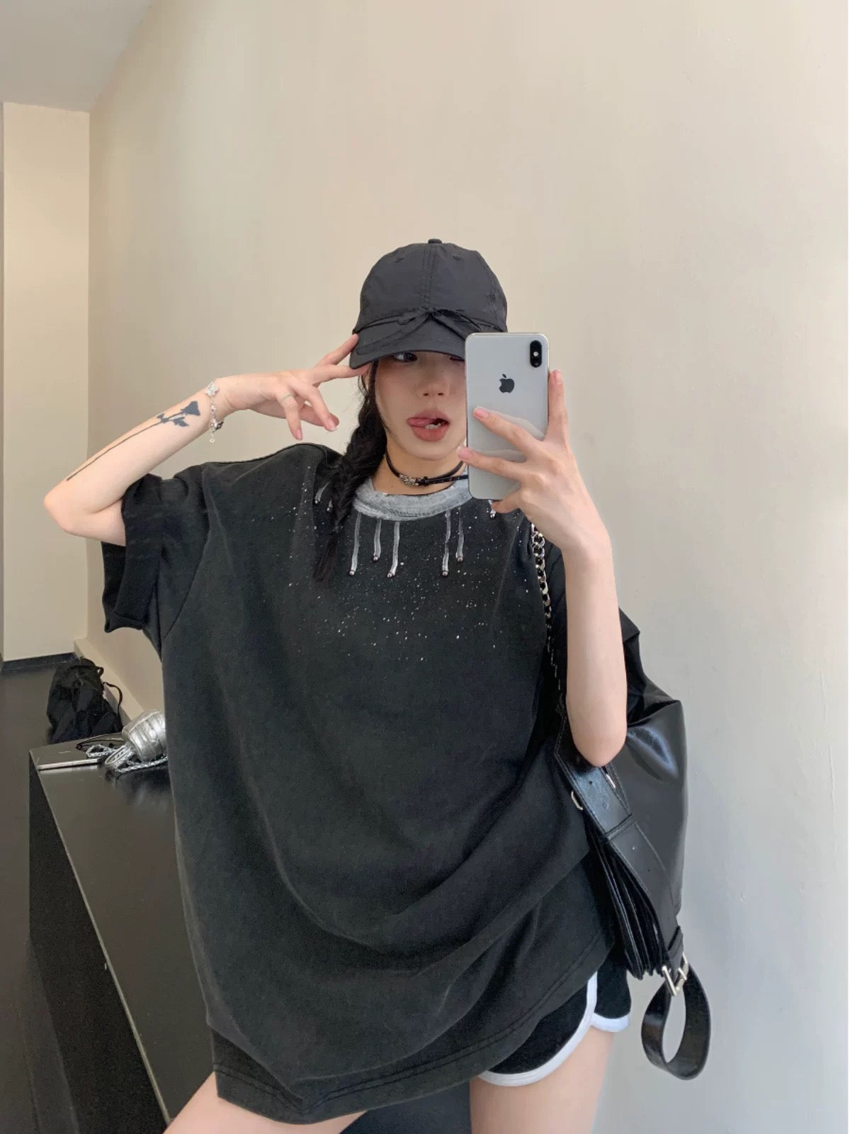 Waste wood summer American niche distressed pearl cotton short-sleeved women's loose retro design spray-painted T-shirt trendy