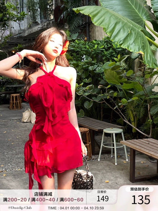 Dust Deng Deng French red dress women 2024 summer new design halter neck skirt hot girl short skirt