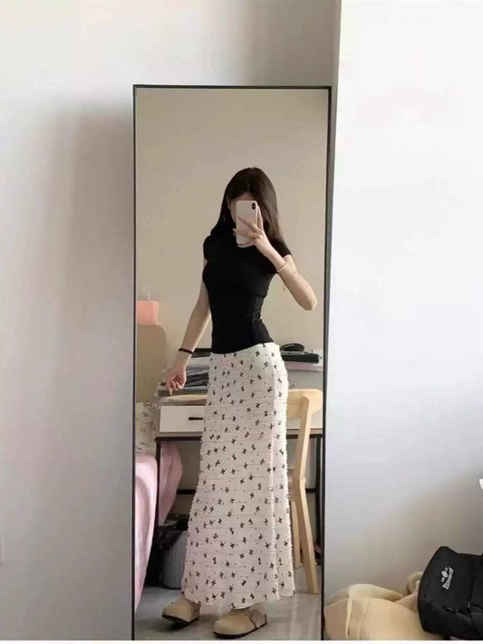 White floral hip skirt, beautiful summer outfit, a complete set of fishtail long skirt, high waist, niche and chic women