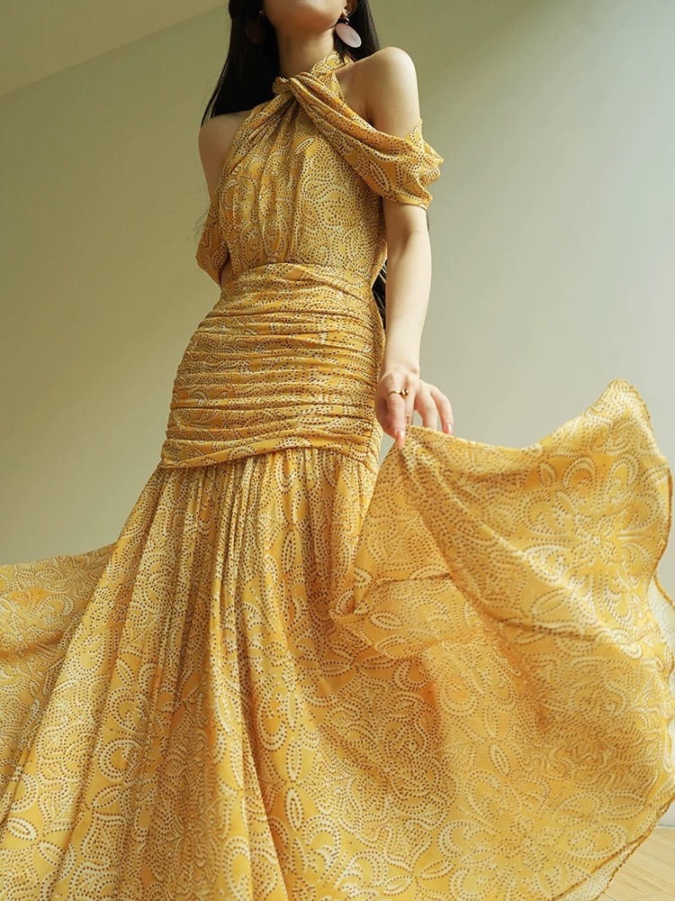 Aconiconi｜Poetry of the Ear French Lady Halter Neck Off-the-Shoulder Design High-Waisted Slimming Long Dress