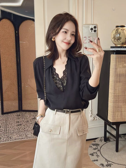 PINZIKO "Big Rabbit" – Women's Stylish Lace V-Neck Blouse: A Romantic, Versatile "Faux-Layered" Design That Flatters the Figure.