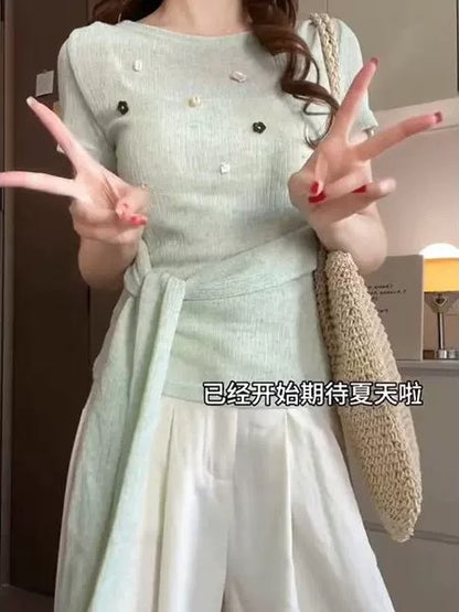 2025 Summer Beautiful Outfits A Complete Set of Korean Design Niche Short-sleeved Tops Wide-leg Pants Two-piece Suit for Women