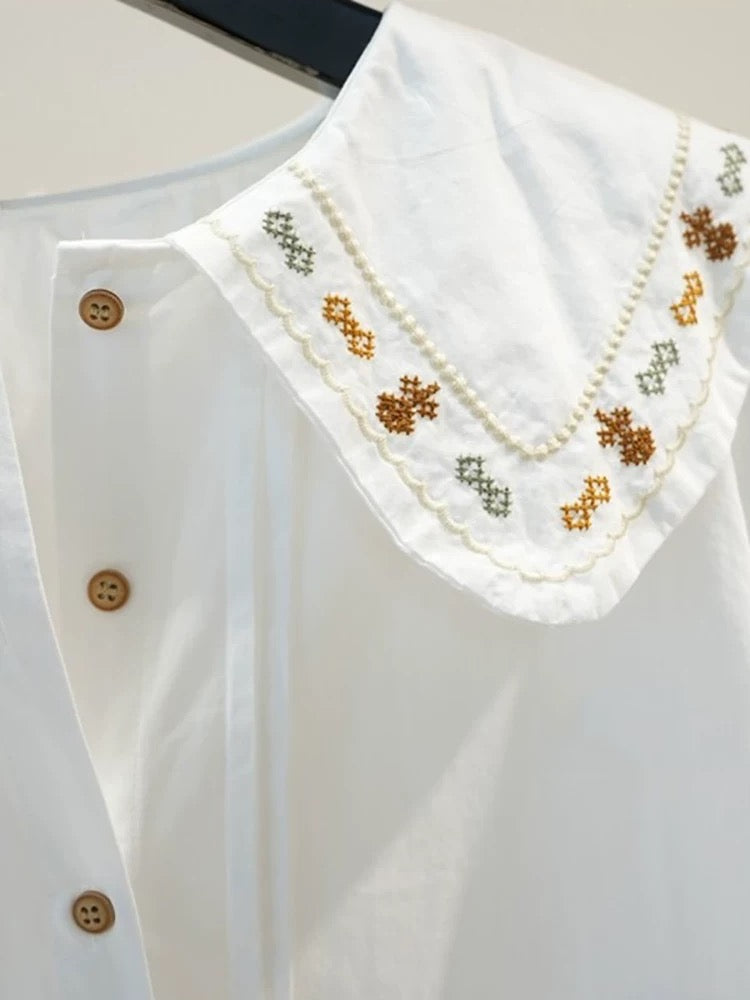 Recommended for self-retention ~ Spring and Autumn French embroidered doll collar long-sleeved shirt for women, stylish and age-reducing chic tops