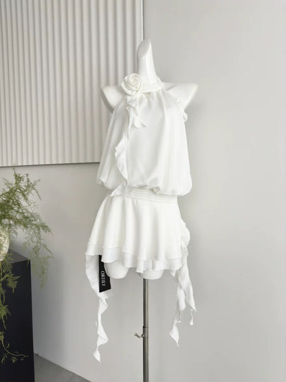 Duolaimei French neck flower summer vacation backless halterneck pure desire irregular red and white dress
