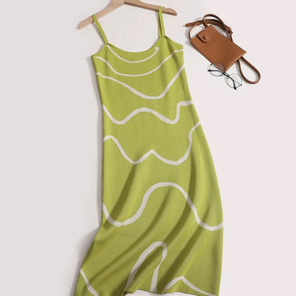 French retro light mature style suspender long skirt 2023 summer new high-end wavy striped knitted dress