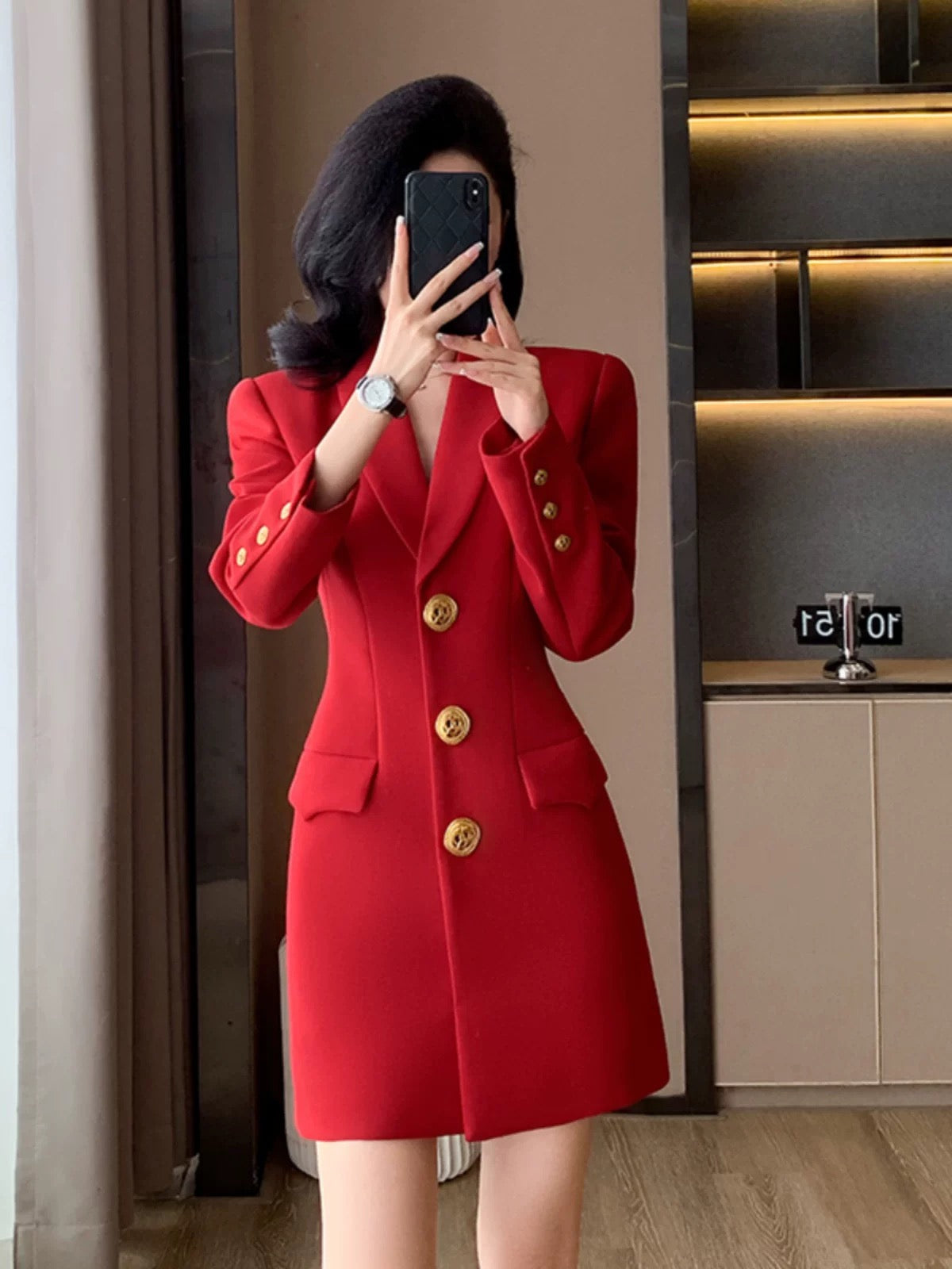High-end red suit dress for women, new spring and autumn style, 2025, elegant and sophisticated, perfect for commuting and professional occasions.