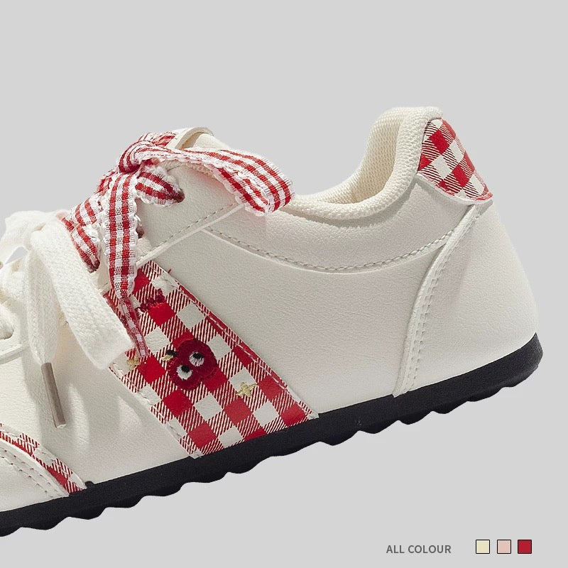 BEIER color matching women's shoes design embroidery apple German training shoes 2025 new low-top soft sole casual white shoes