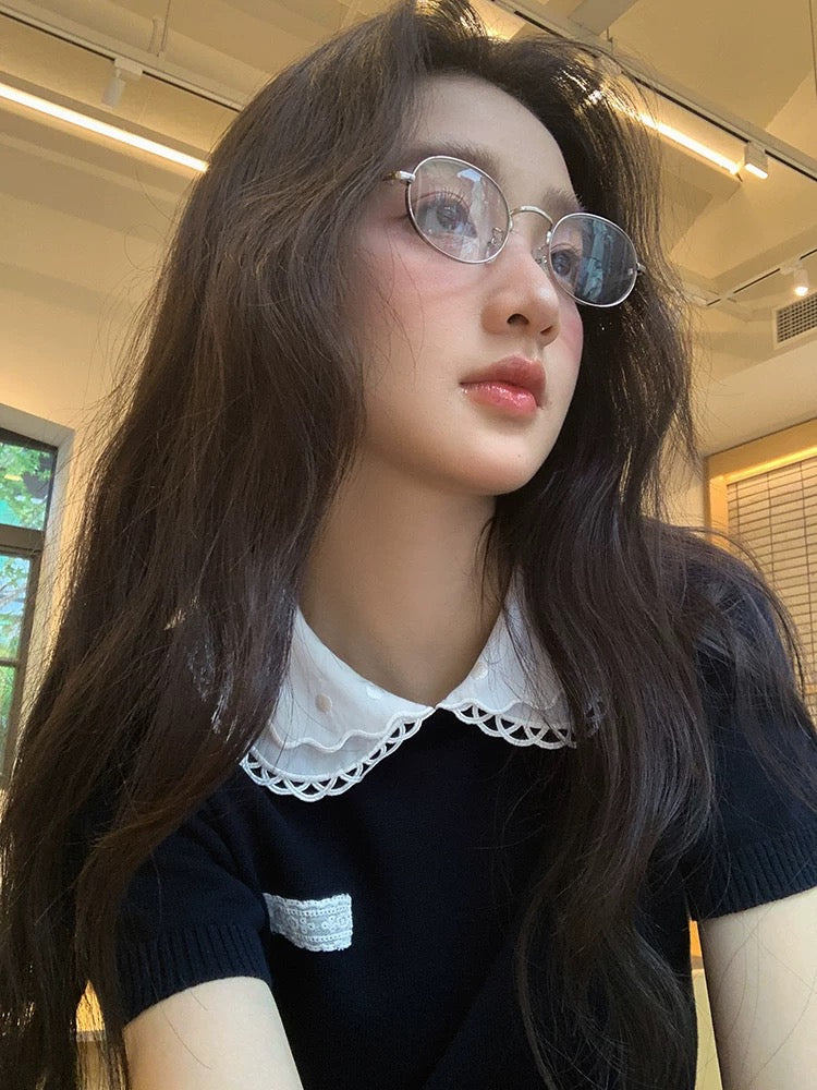 Find the preppy style, youthful Peter Pan collar, short-sleeved knit top for women, 2026 spring new Korean style, short and slim fit.