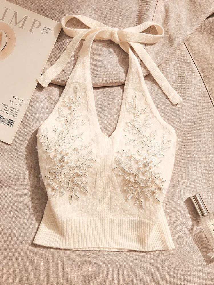 Hot girl halter neck suspender top for women, sexy back knitted small vest, slim-fitting off-shoulder design, wear outside