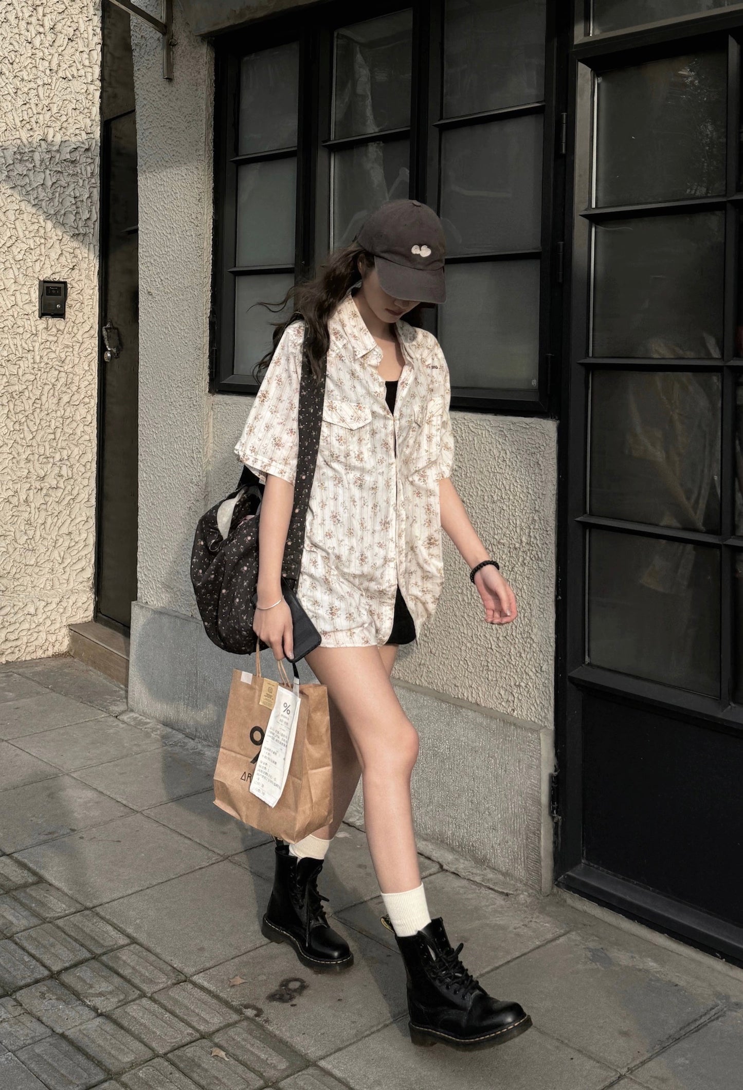 JMwomen﹝Open a flower shop﹞Mid-length vertical striped floral short-sleeved shirt women's spring Japanese top