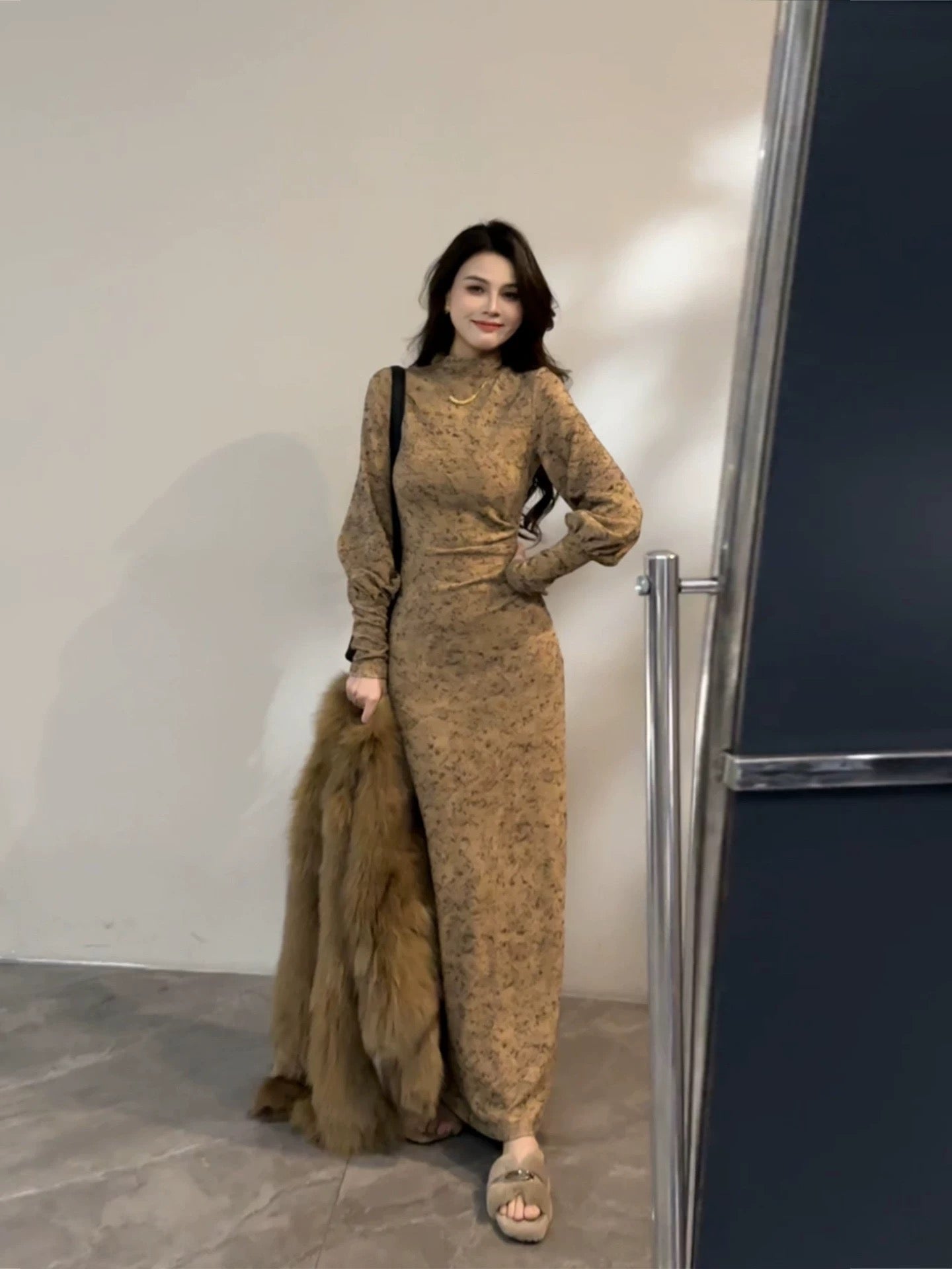 Da Tingting Autumn/Winter New Fashion Floral Lantern Sleeve High Neck Slim Fit Long Dress DT1882