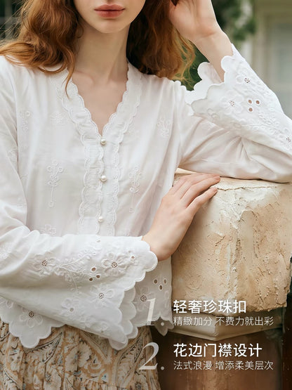 Ouruier Autumn 2026 New Arrival: French-Style Resort-Chic Off-White Flare-Sleeve Blouse with Cut-Out Floral Embroidery