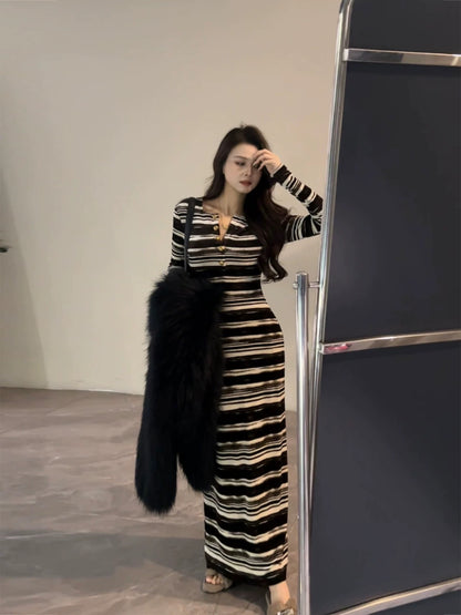 Da Tingting Autumn/Winter New Double-Layer Fleece-Lined Coffee-Apricot Striped Long-Sleeved Slimming Elegant Dress DT1865