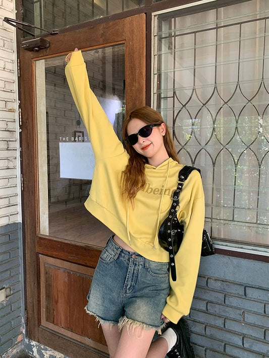 Lu Xiao Tuantuan Tassel Retro Denim Shorts 2024 Spring New Versatile High Waisted Slim Pants for Women