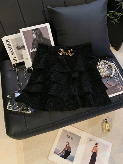 ZHOUYI/Monday: A stylish polka dot PU leather mini skirt with metal buckle, perfect for autumn and winter. It's a high-waisted skirt that flatters the figure.