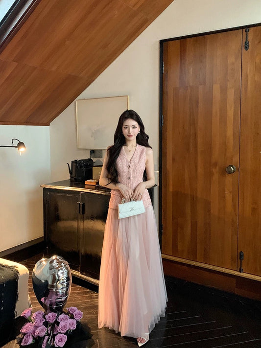 Feng Xinying's elegant, high-end, fragrant vest, sleeveless vest for women + skirt, mesh skirt, spring two-piece suit