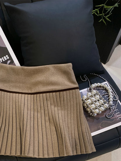 ZHOUYI/Monday A-line mini skirt with a stylish and versatile design, perfect for autumn and winter, youthful and flattering, slimming and flattering.