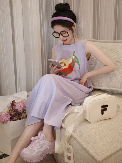 High-end oil painting apple pattern sleeveless vest dress for women summer new loose and fashionable mid-length skirt