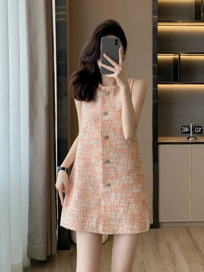 Women's summer new style mini vest dress, petite and elegant short skirt, exquisite and fashionable waist-cinching skirt.