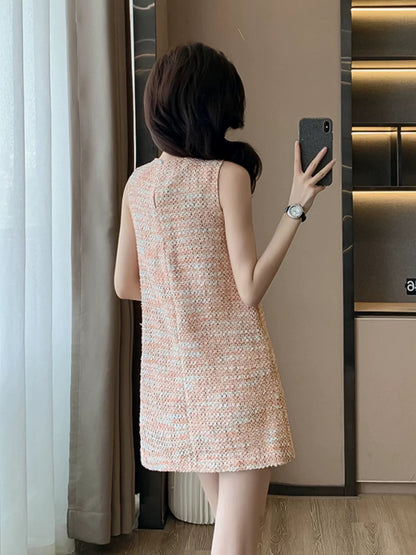 Women's summer new style mini vest dress, petite and elegant short skirt, exquisite and fashionable waist-cinching skirt.