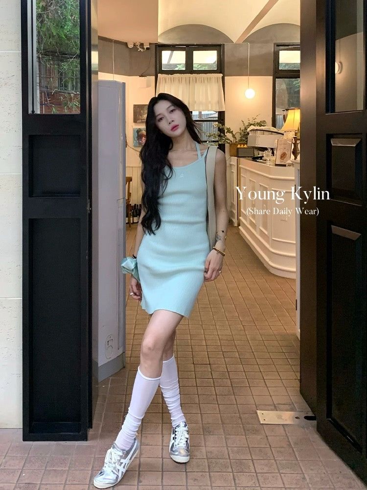 70 is not 70 French suspender dress for women early spring mint mambo wear waist bag hip skirt knitted short skirt