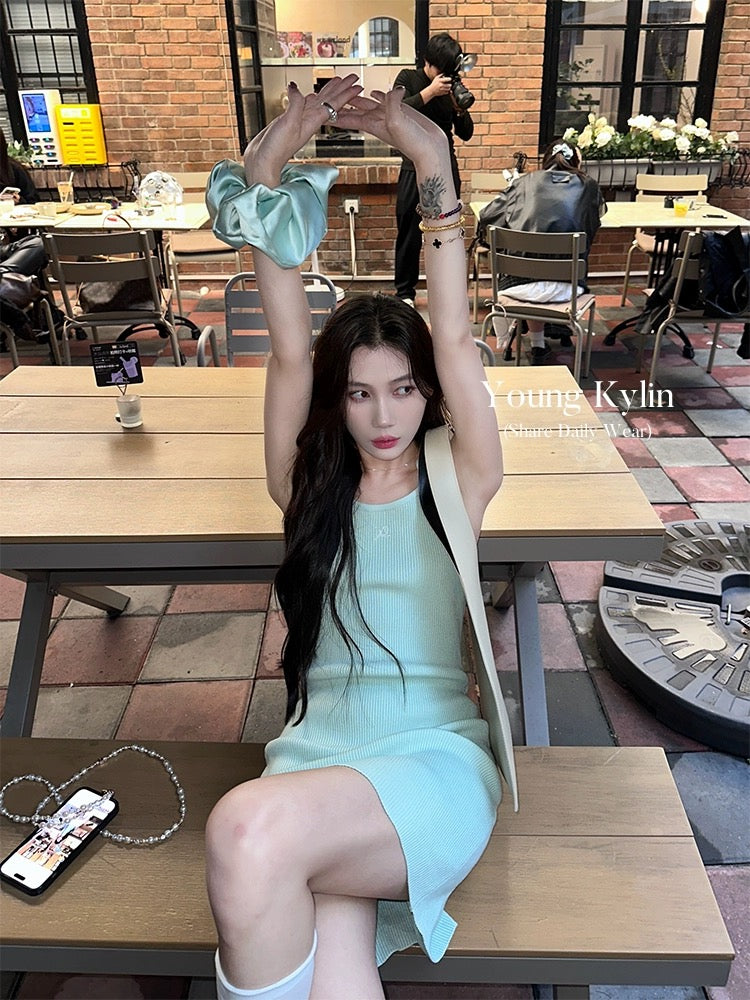 70 is not 70 French suspender dress for women early spring mint mambo wear waist bag hip skirt knitted short skirt