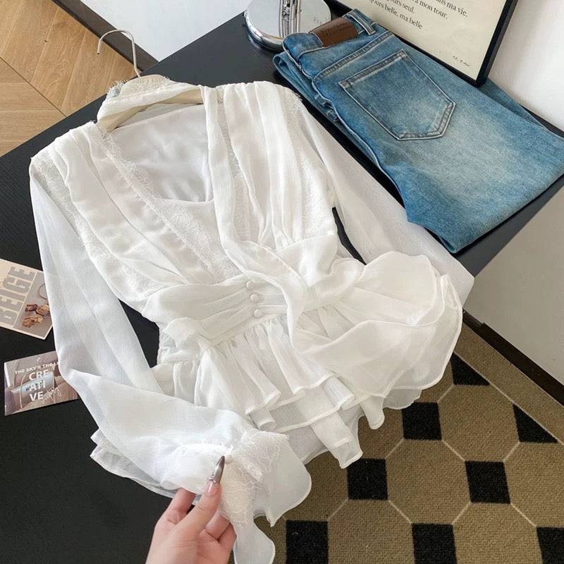 Jade Closet flagship store recommendation: A chic and sophisticated V-neck long-sleeved lace chiffon blouse for women, exuding a sweet and elegant style.