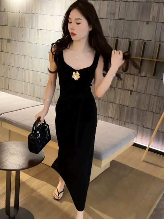 French high-end flower suspender dress for women 2025 summer new slim fit temperament slit hip skirt