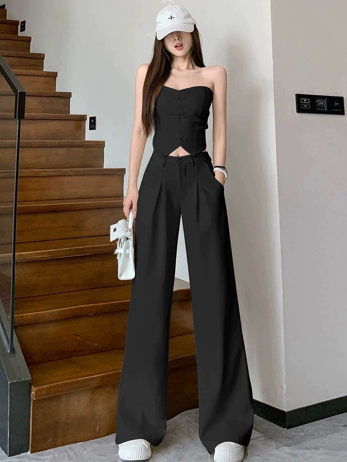 A complete set of new Chinese-style buckle irregular tube top and drapey wide-leg pants two-piece suit for summer wear for women