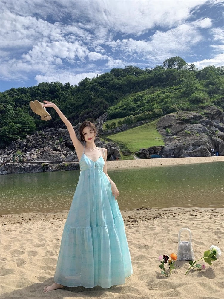 French style super hot halter neck suspender dress fairy summer super fairy seaside holiday style Sanya beach long skirt