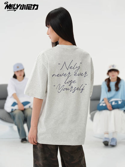 NELY Xiao Nili 2025 summer new graffiti hand-painted letters American short-sleeved T-shirt men and women loose half-sleeved tee