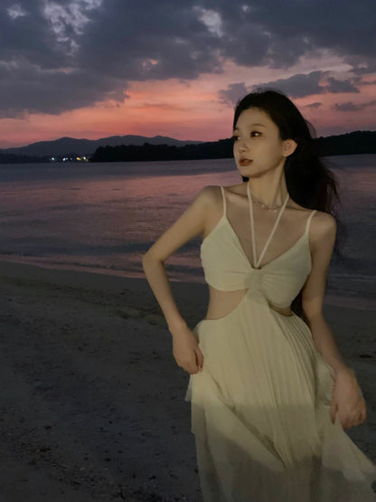 French sexy pure desire style irregular waist-revealing slimming suspender dress female Sanya seaside holiday photo long dress