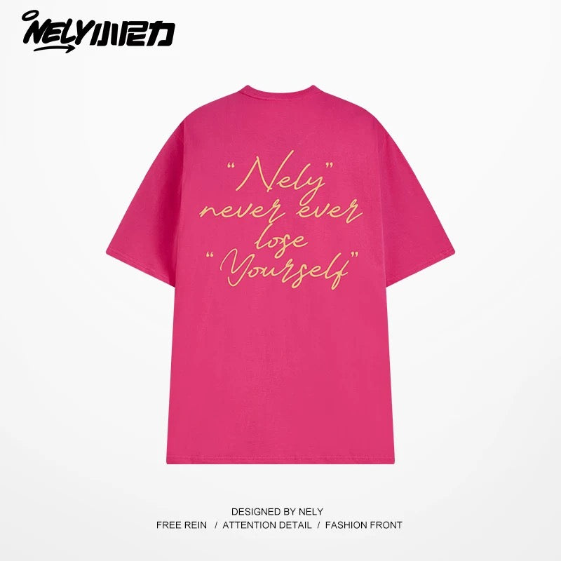 NELY Xiao Nili 2025 summer new graffiti hand-painted letters American short-sleeved T-shirt men and women loose half-sleeved tee